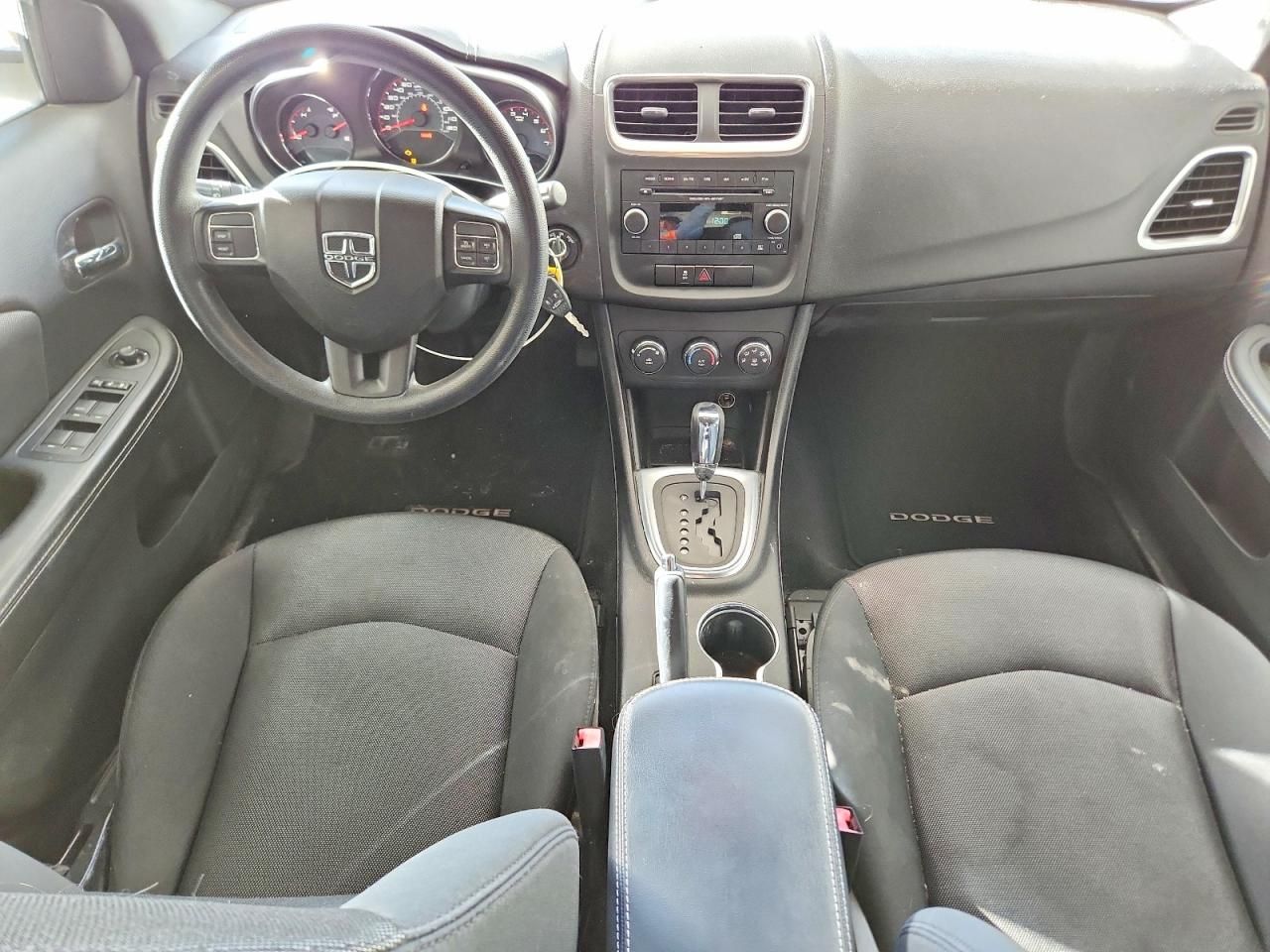 2013 Dodge Avenger se