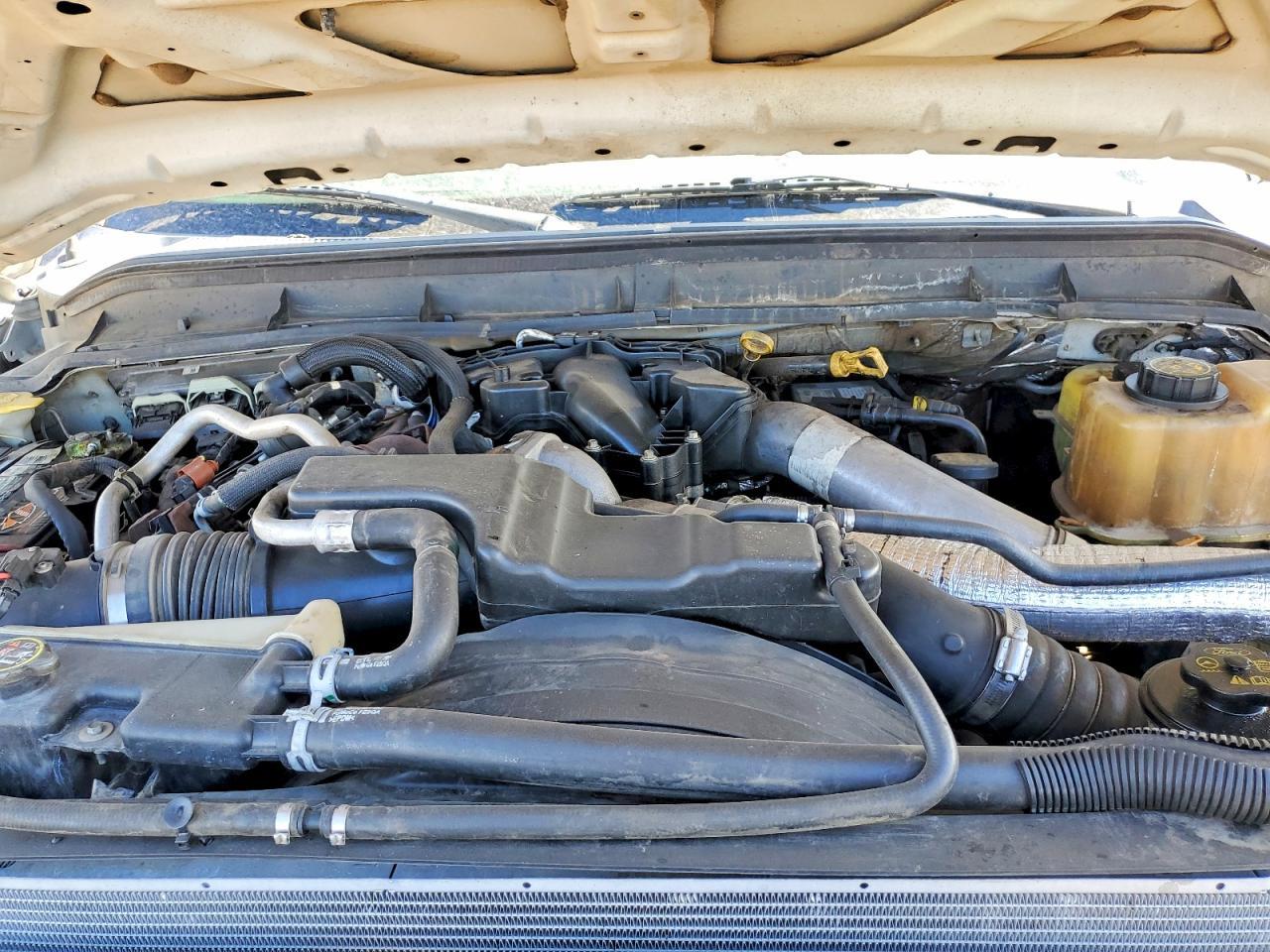 2015 Ford F550 Super Duty Truck Cab AND Chassis