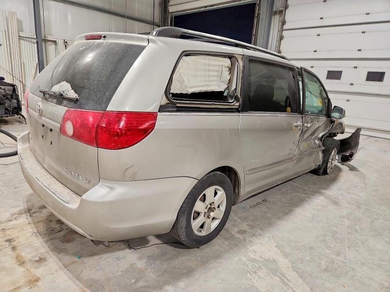 2007 Toyota Sienna xle