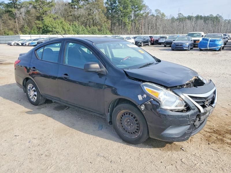 2015 Nissan Versa s