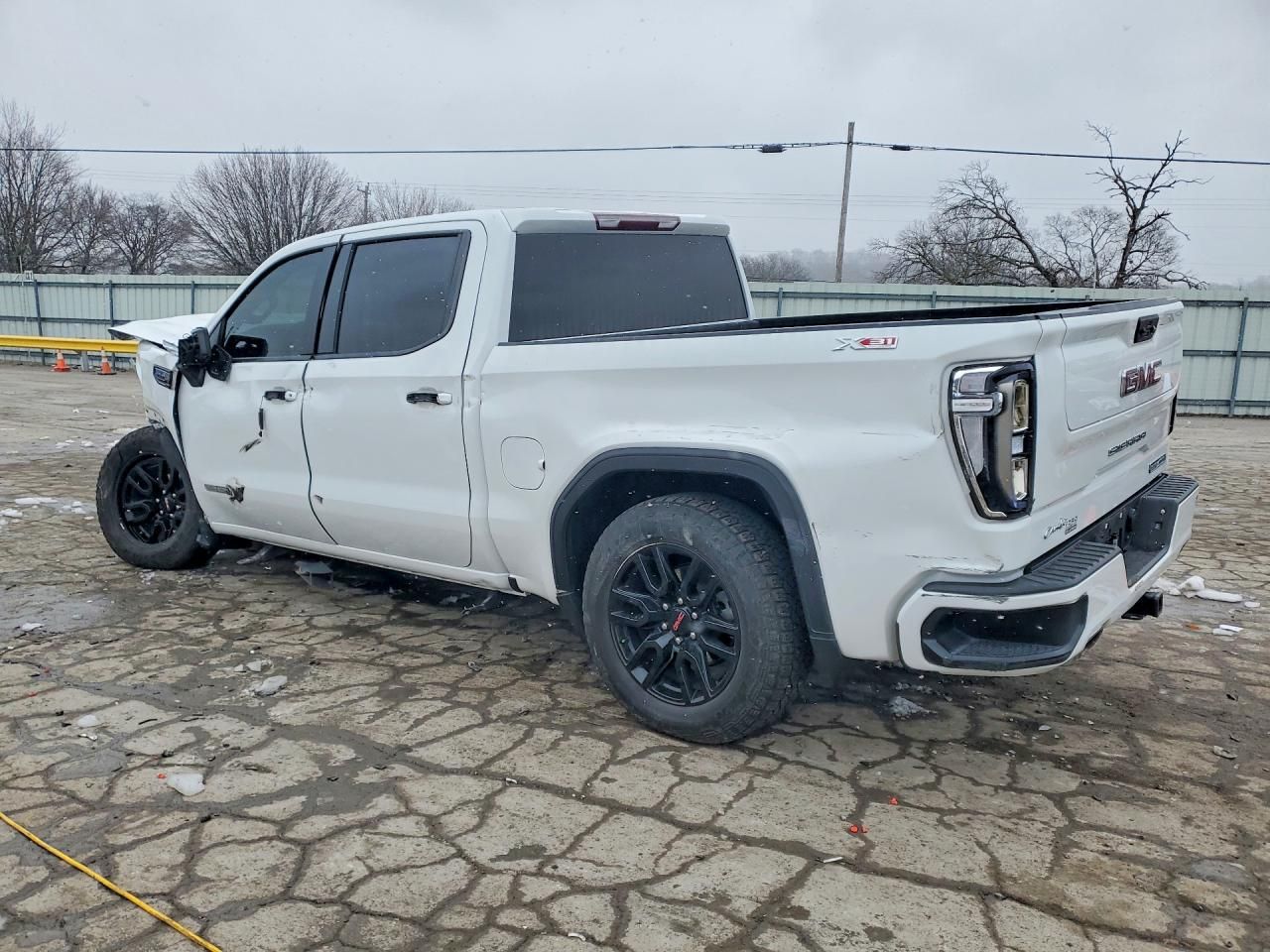 2022 GMC Sierra K1500 Elevation