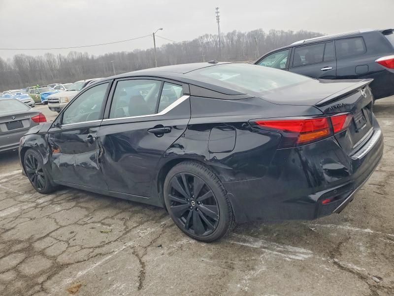 2022 Nissan Altima sr