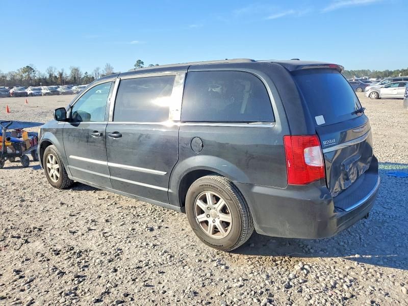 2013 Chrysler Town & Country Touring