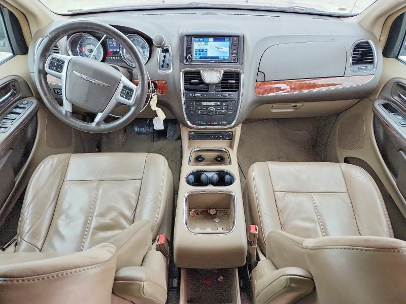 2011 Chrysler Town & Country Limited