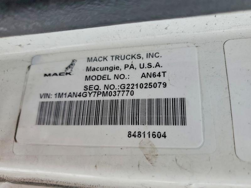 2023 Mack Anthem Semi Truck