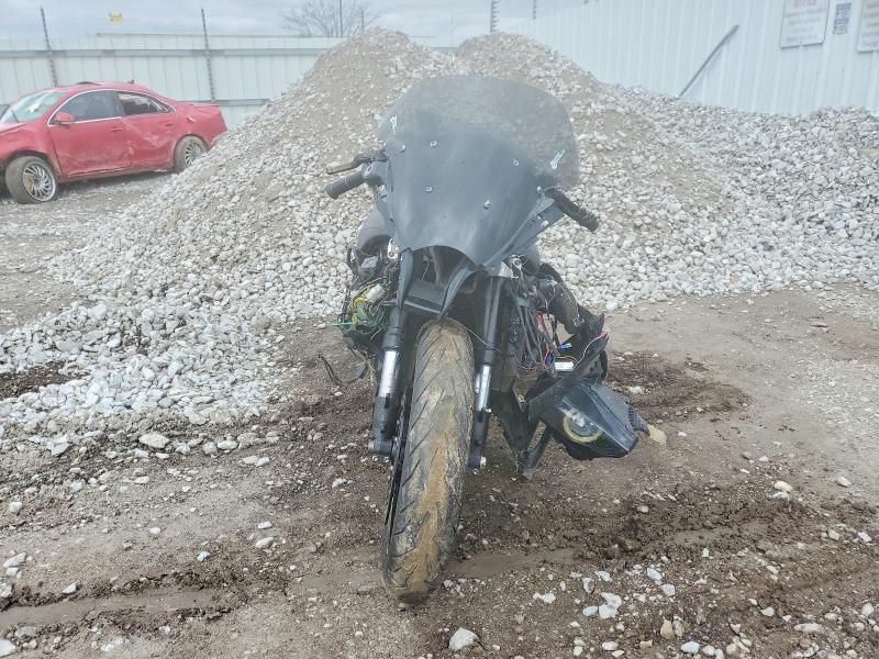 2011 Kawasaki Zx1000 j