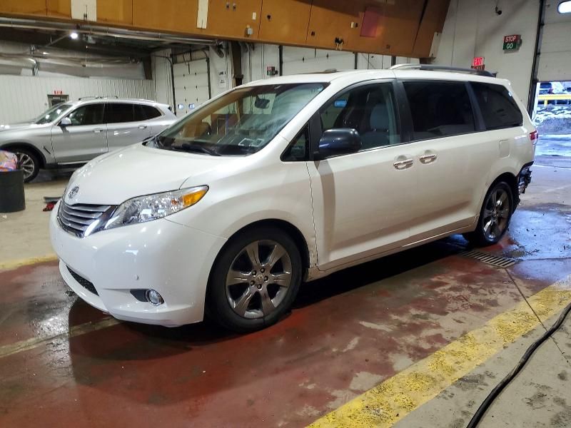 2013 Toyota Sienna xle