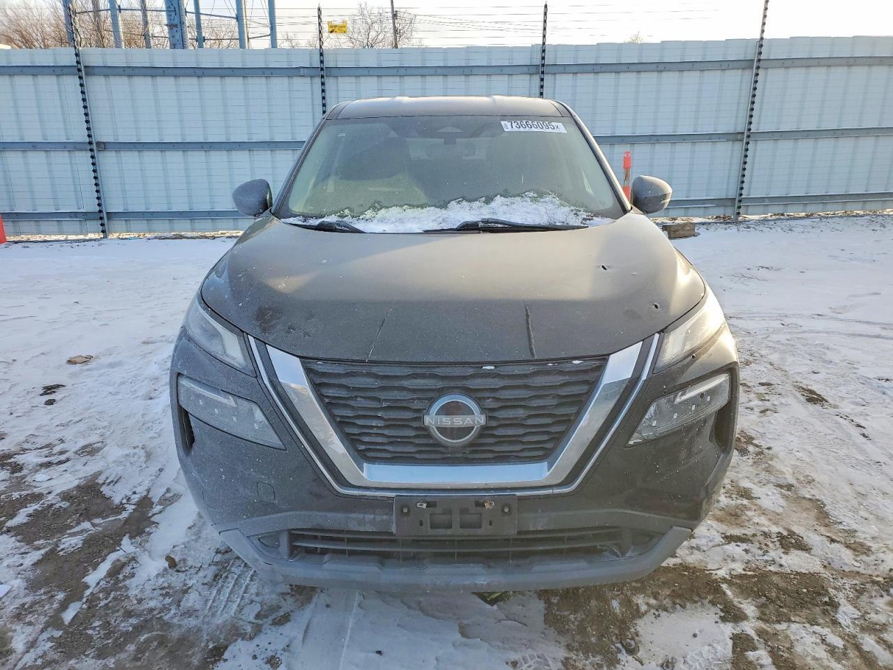 2022 Nissan Rogue sv