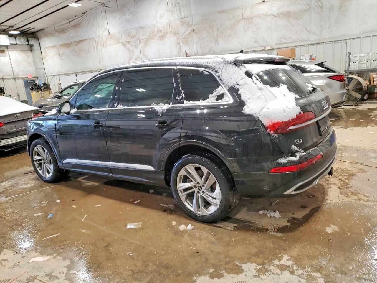2022 Audi Q7 Premium Plus