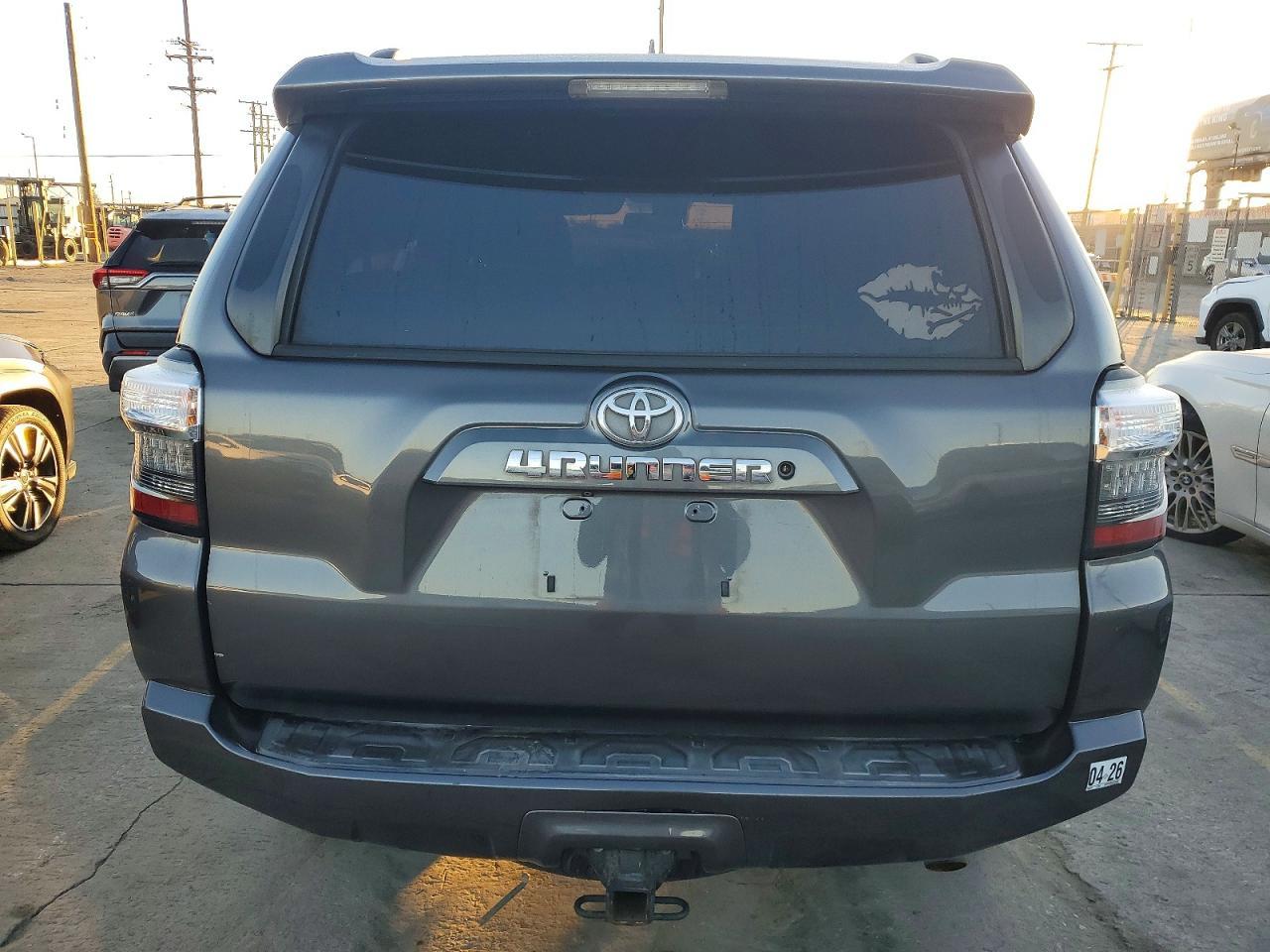 2020 Toyota 4runner SR5