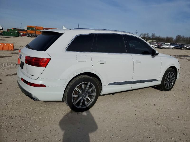 2019 Audi Q7 Premium Plus