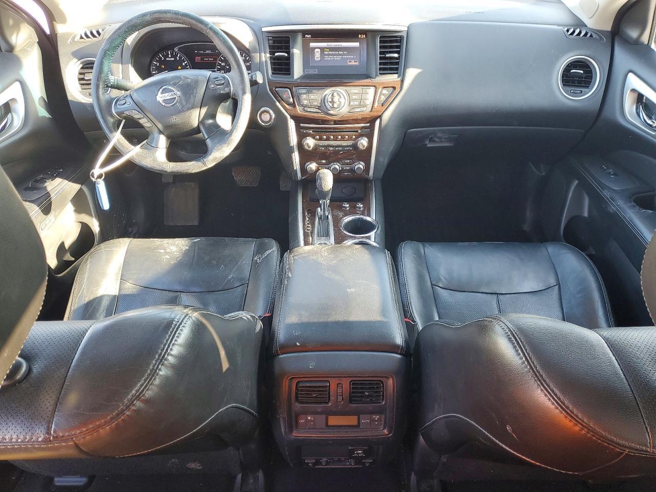 2013 Nissan Pathfinder s