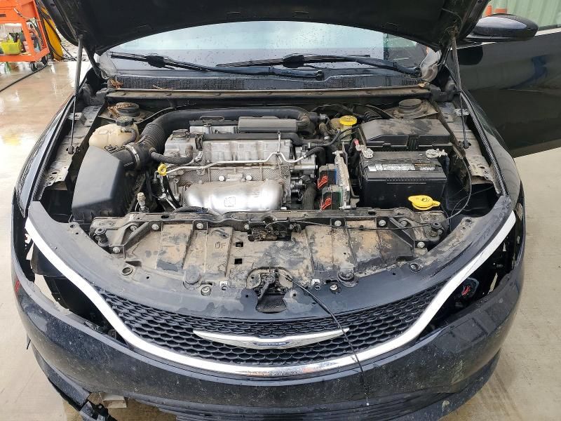 2016 Chrysler 200 lx