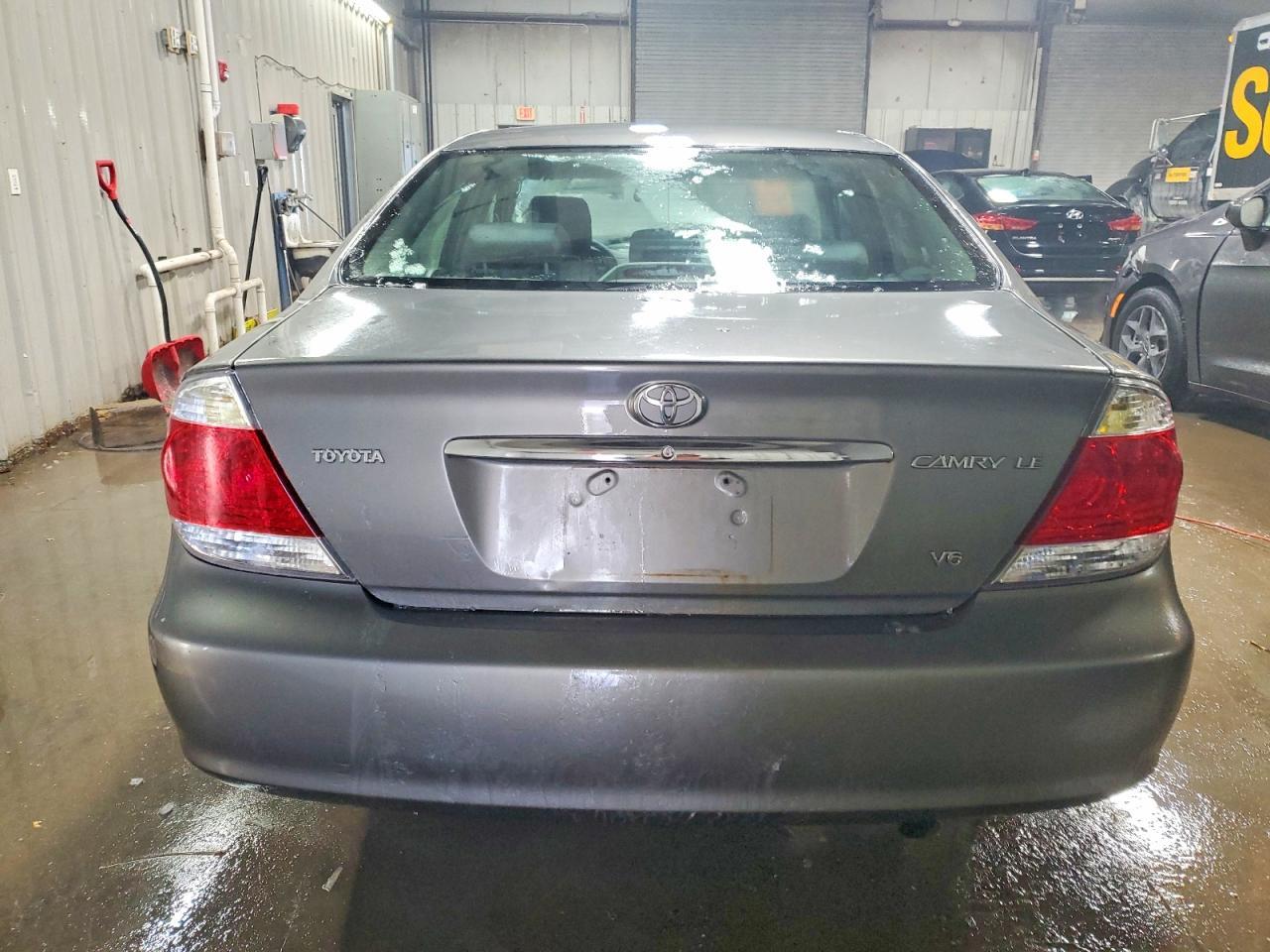 2006 Toyota Camry le