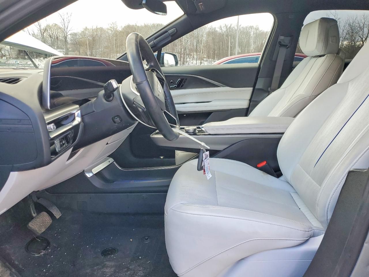 2024 Cadillac Lyriq Luxury