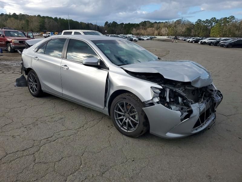 2017 Toyota Camry le