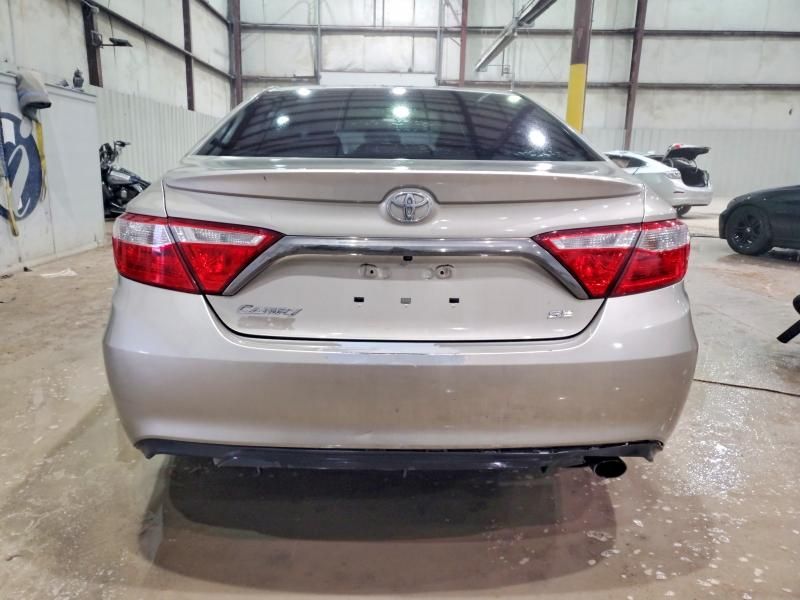 2016 Toyota Camry le