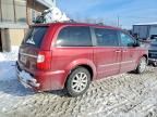2012 Chrysler Town & Country Touring l