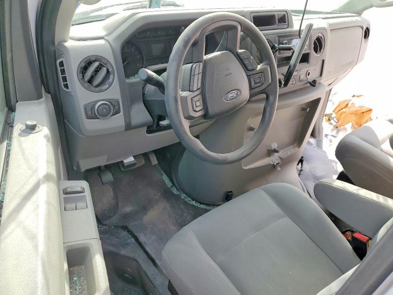2021 Ford E350 Delivery van