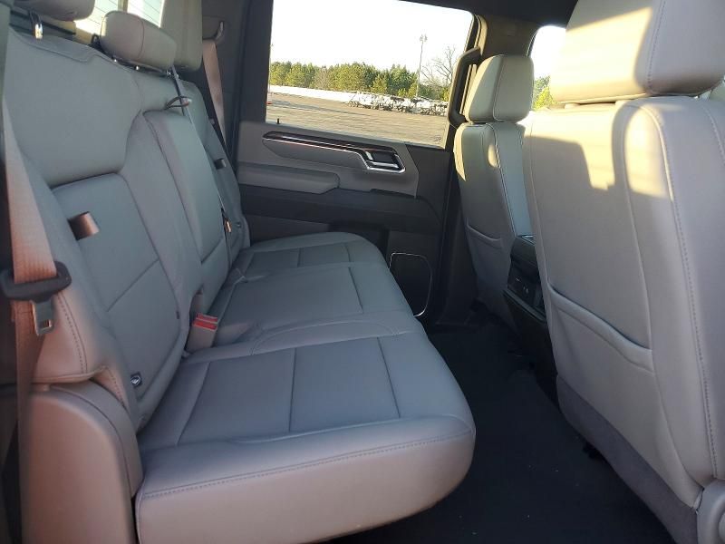 2024 Chve Silv2500 4WD