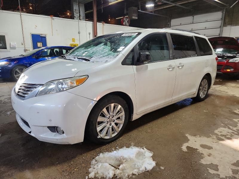 2012 Toyota Sienna xle