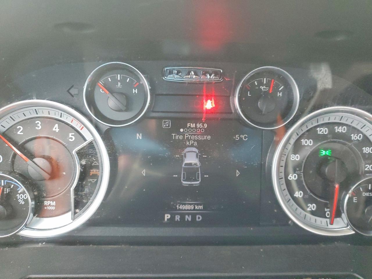 2016 Dodge Ram 1500 slt
