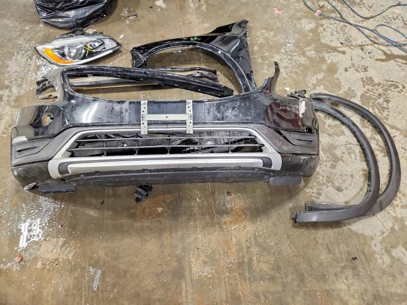 2016 Volvo V60 Cross Country Premier