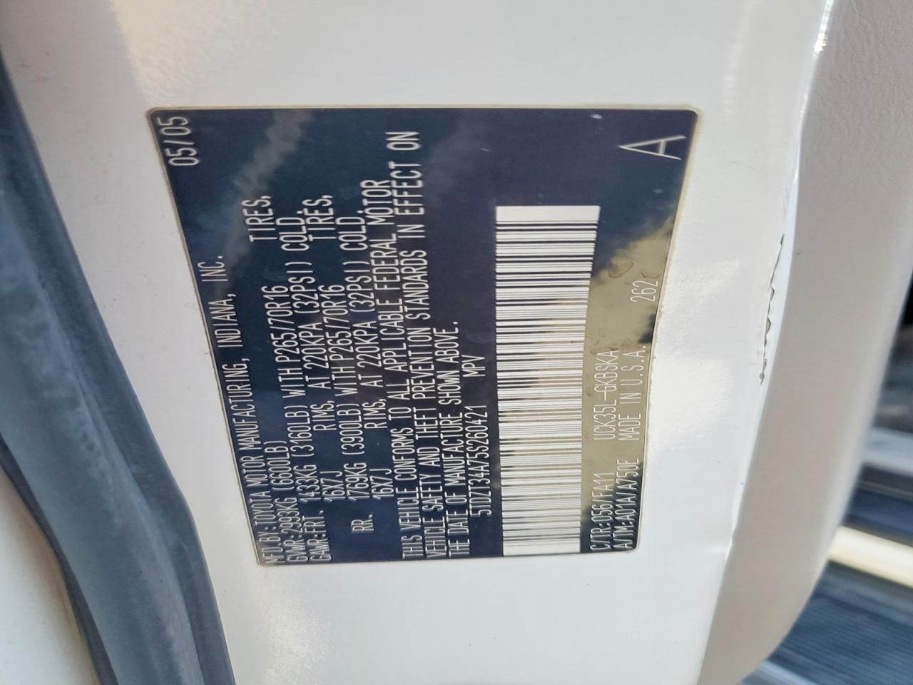 2005 Toyota Sequoia SR5