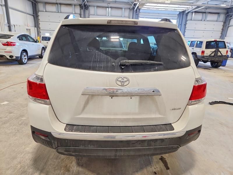 2013 Toyota Highlander Base