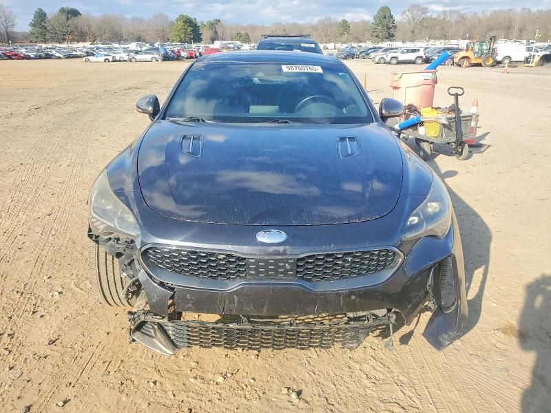 2019 KIA Stinger GT2