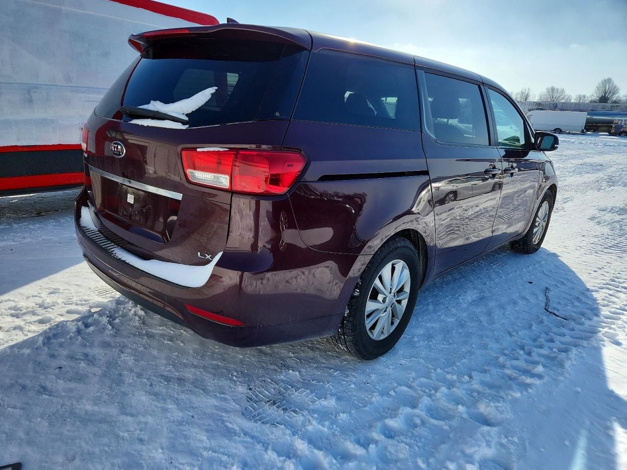 2017 KIA Sedona lx