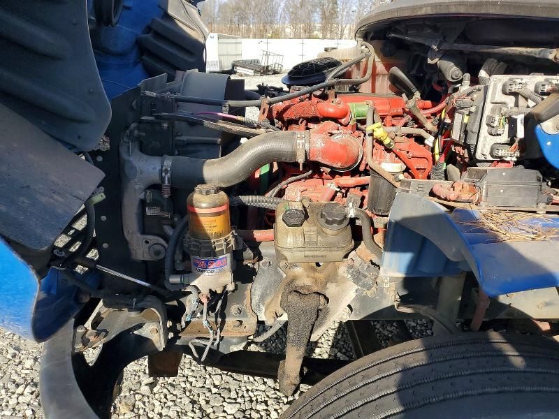 2015 Freightliner Business Class M2 box Truck