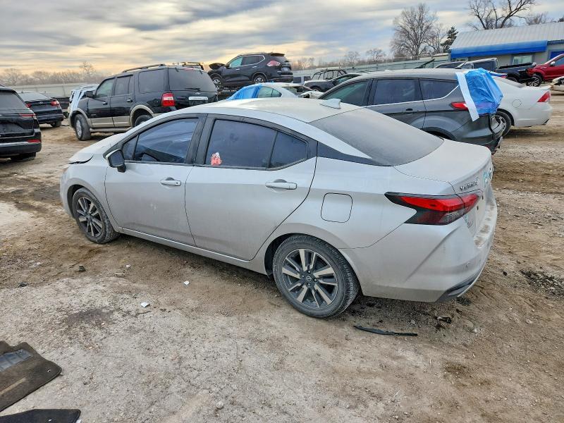 2020 Nissan Versa sv