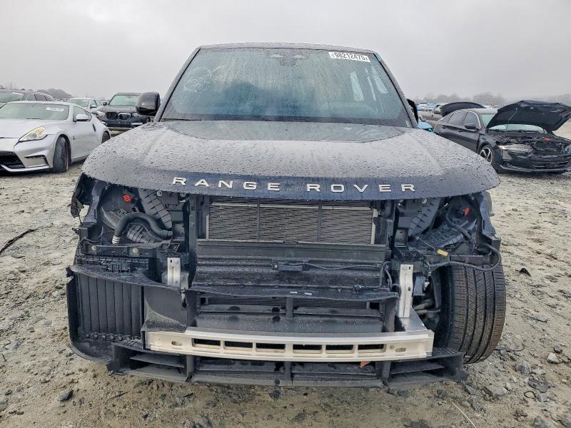 2025 Land Rover Range Rover se