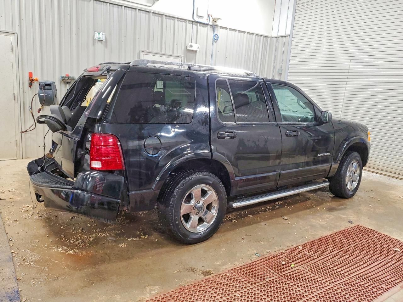 2004 Ford Explorer Limited