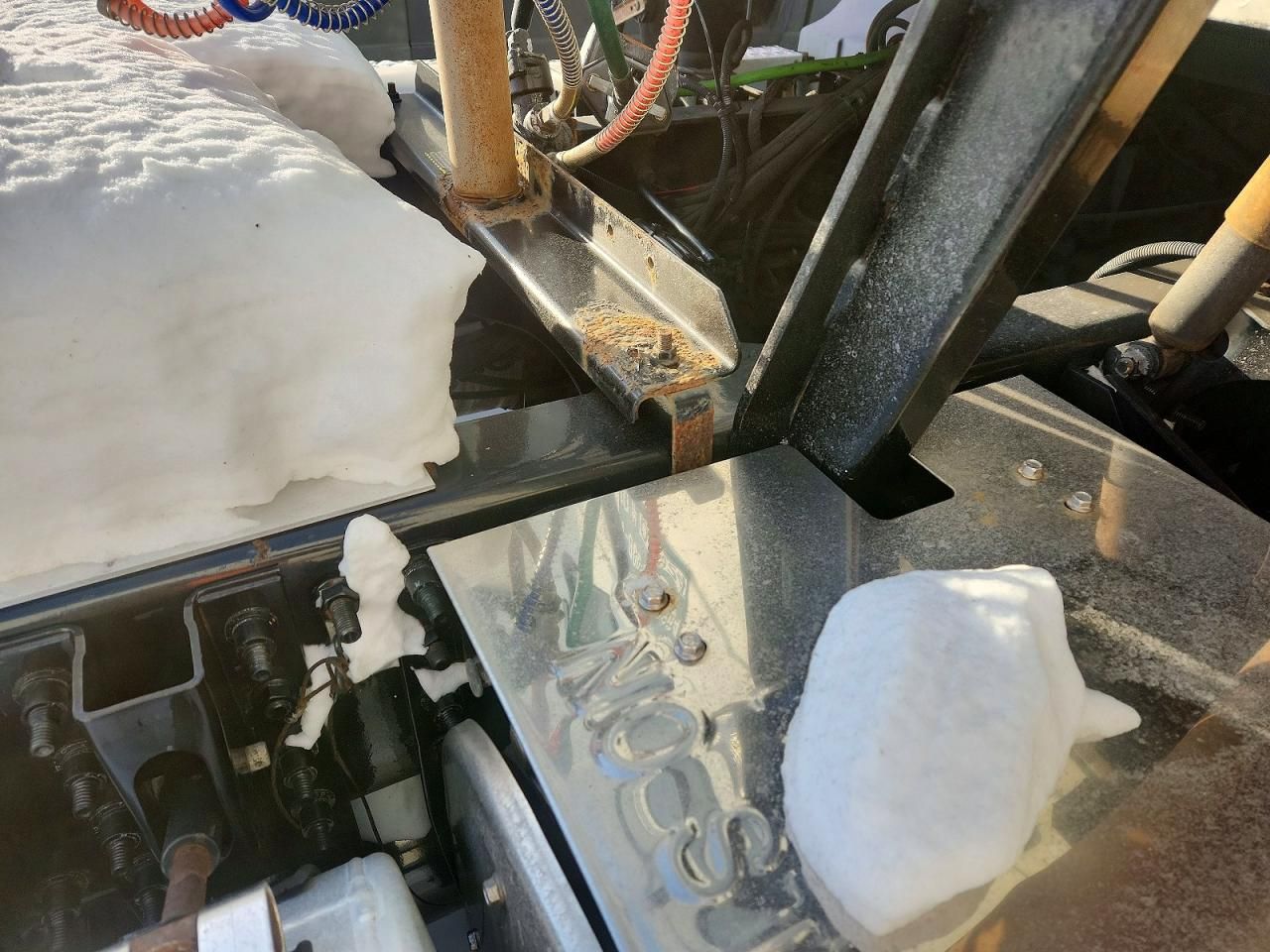 2013 Mack CXU612 Semi Truck