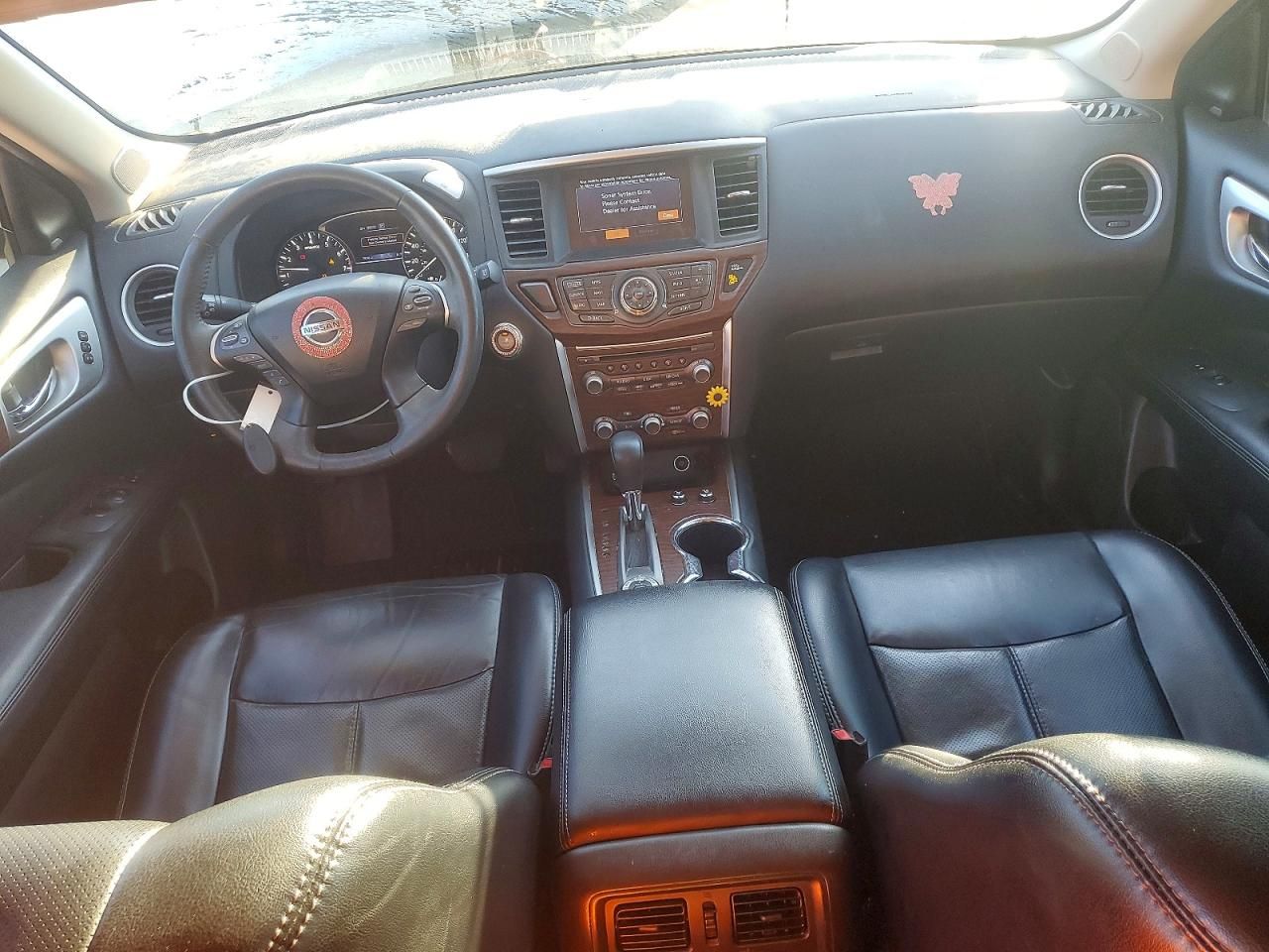 2017 Nissan Pathfinder s