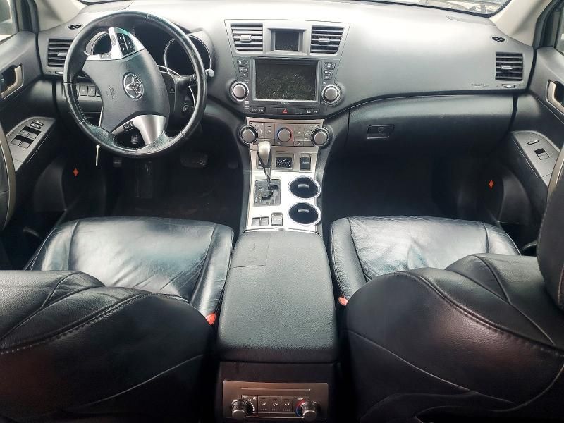 2011 Toyota Highlander Base