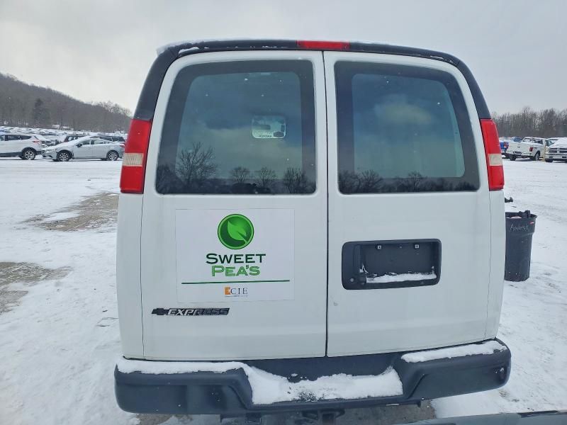 2018 Chevrolet Express G2500