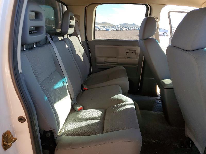 2005 Dodge Dakota Quad slt