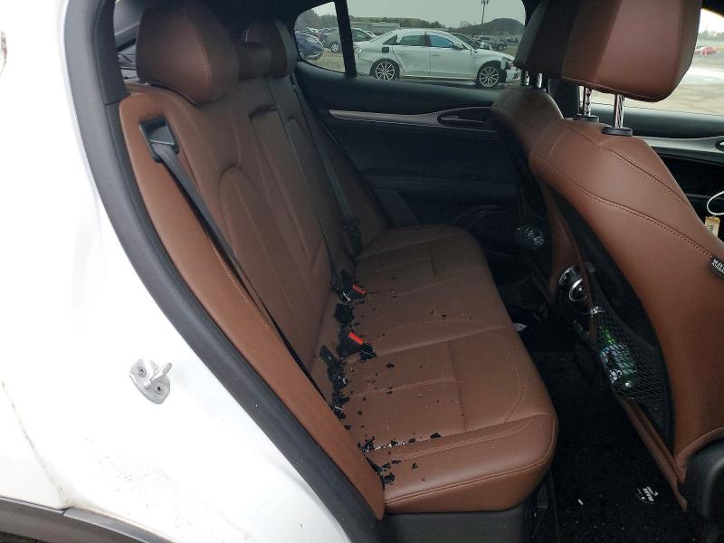 2024 Alfa Romeo Stelvio ti