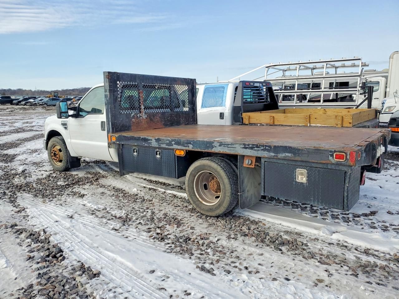 2008 Ford F350 Super Duty Flatbed Truck