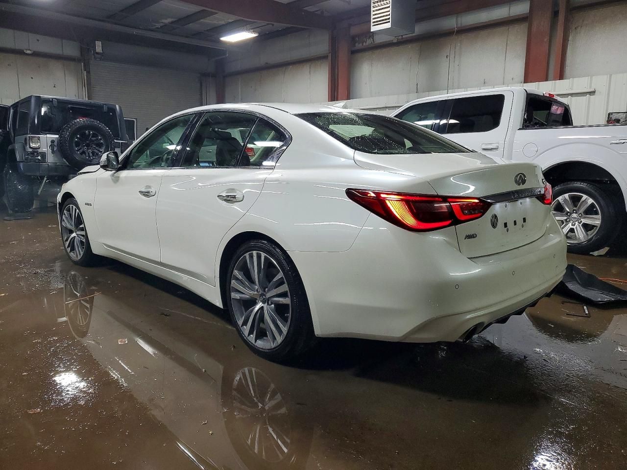 2018 Infiniti Q50 Hybrid Luxe