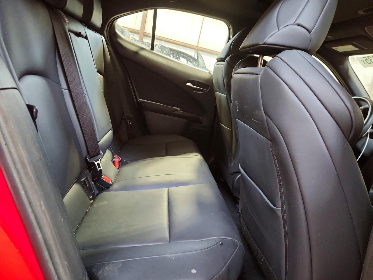 2022 Lexus Ux 250h Base