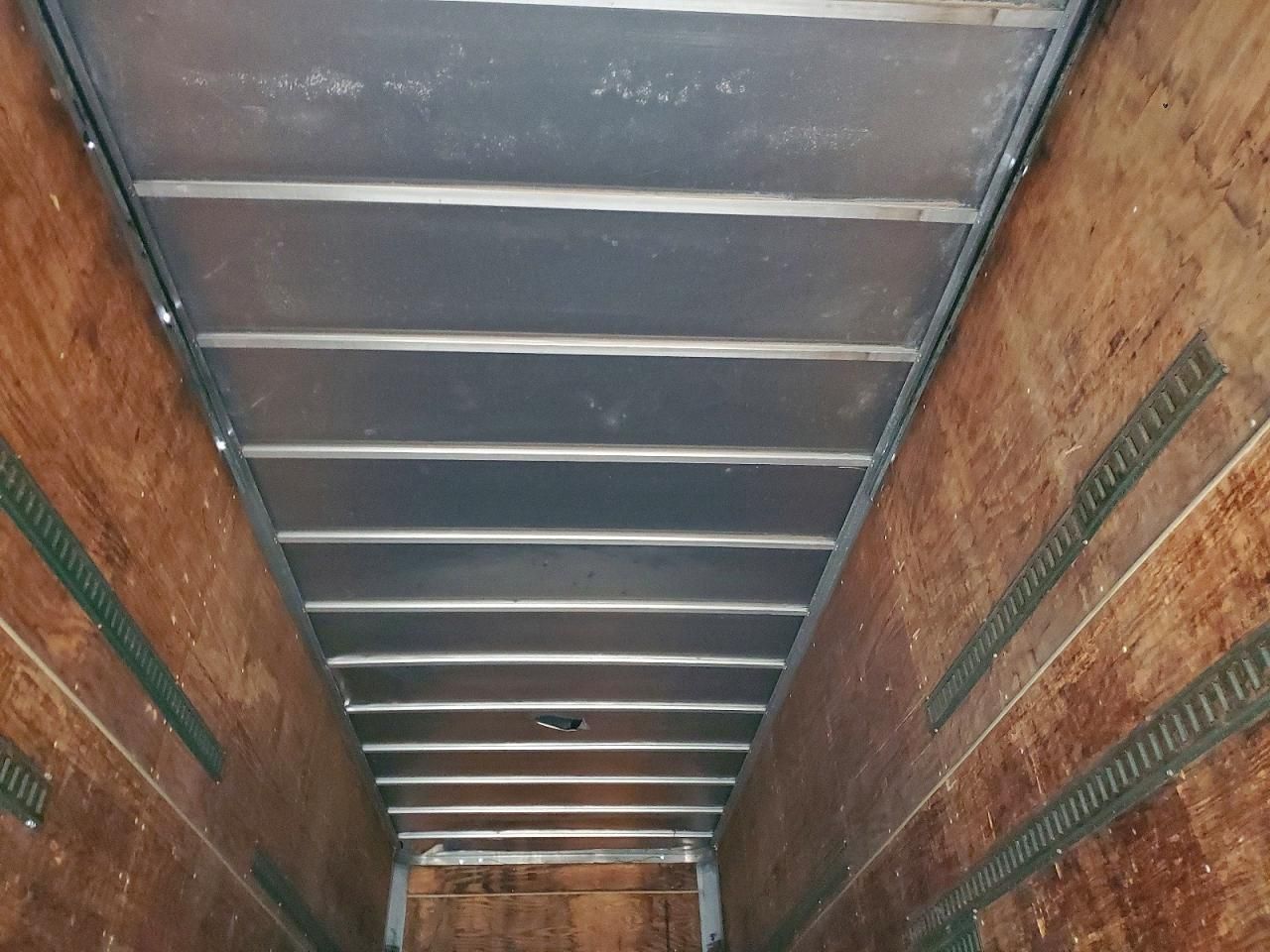 1989 Fruehauf FEB9 1.5-NF1-28 DRY Van Trailer