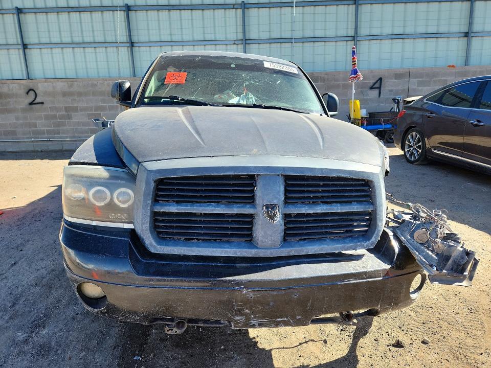 2006 Dodge Dakota Quad slt