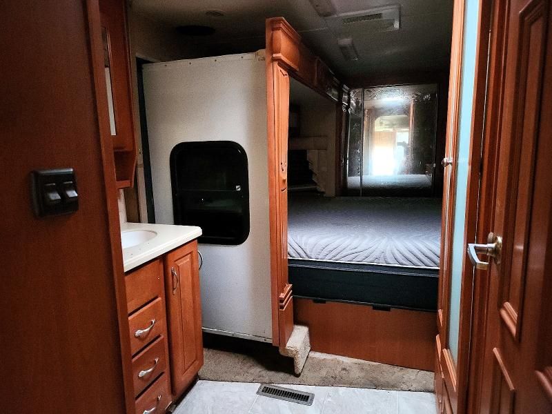 2007 Dxdg Mobile Suites