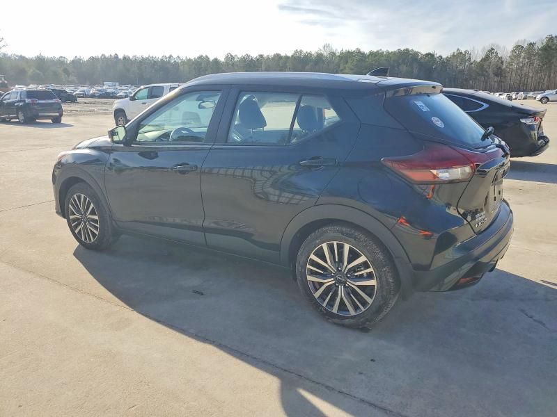 2024 Nissan Kicks sv
