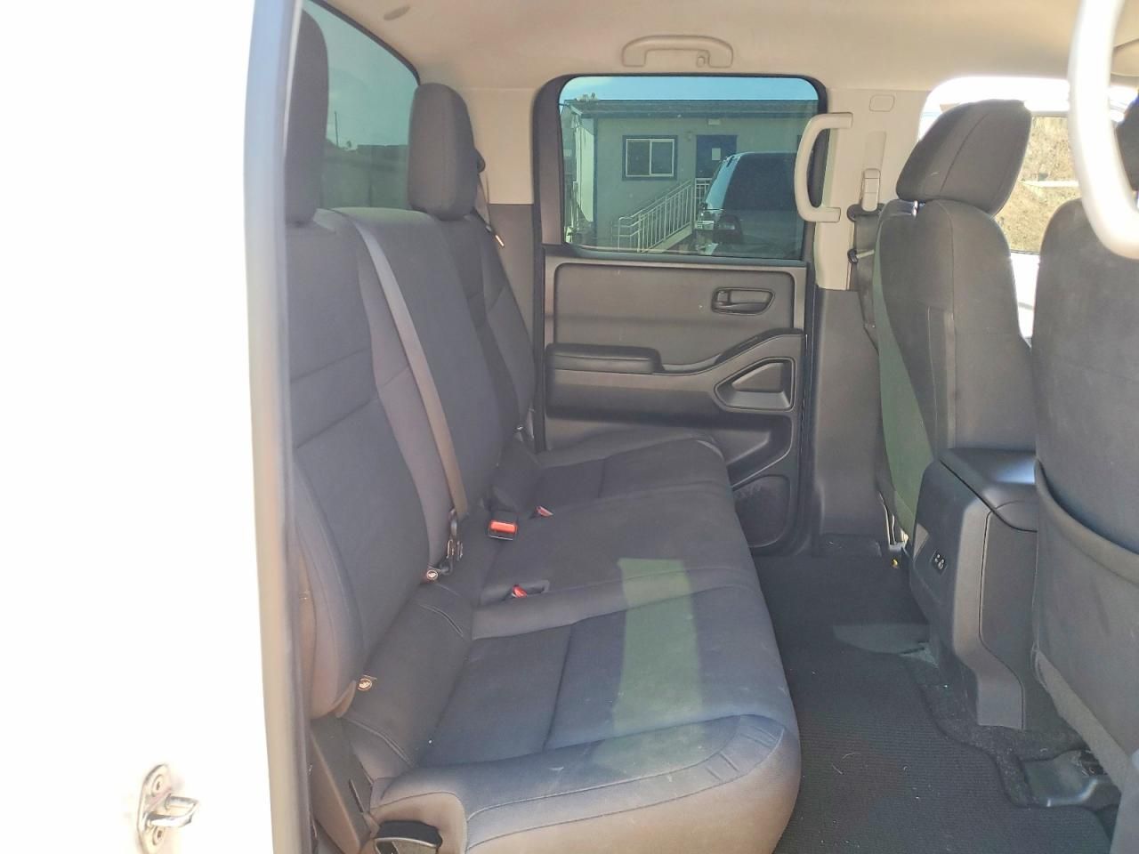 2023 Nissan Frontier s