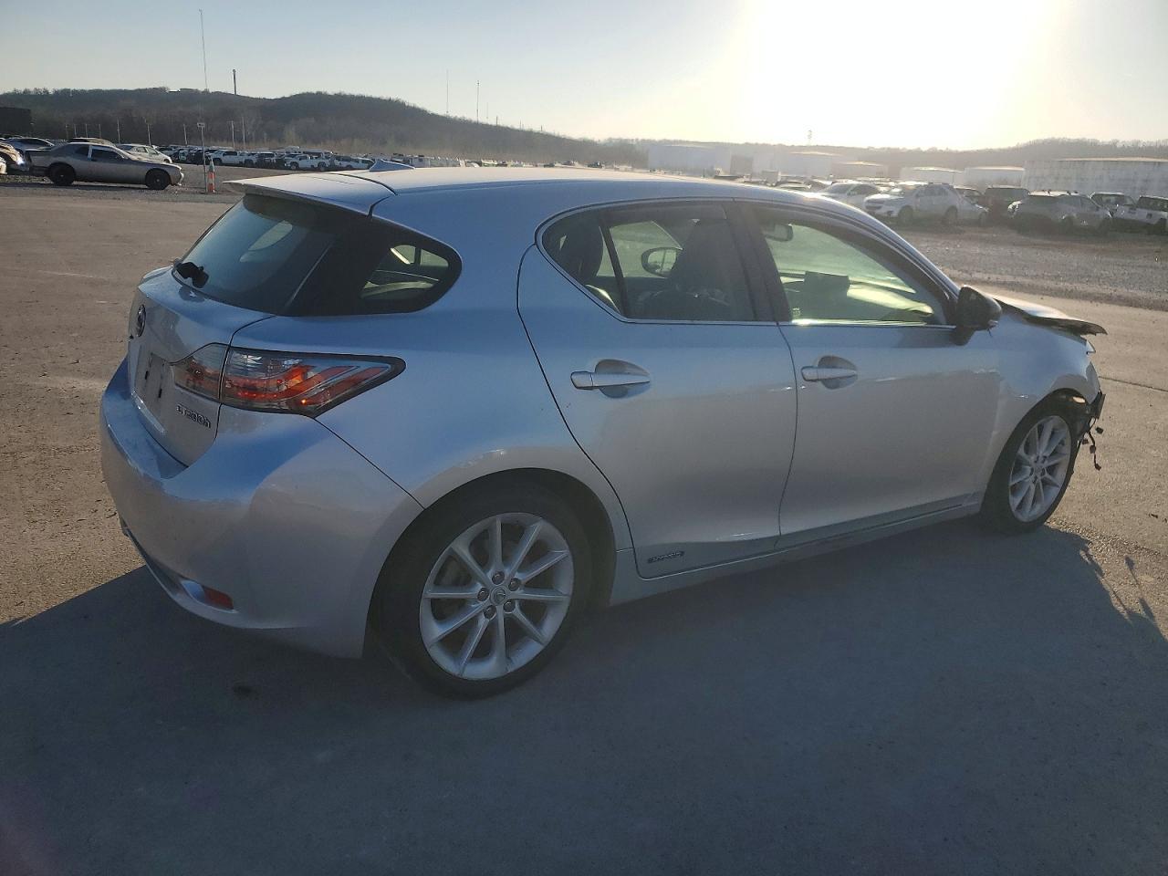 2013 Lexus Ct 200h Base